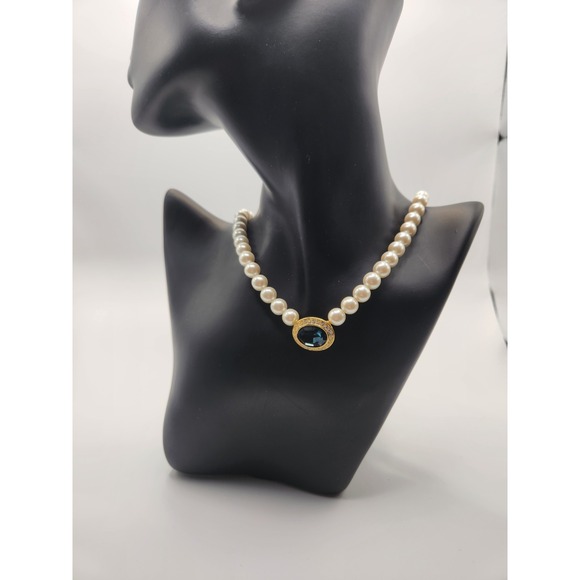 Marvella Jewelry - Vintage Marvella Faux Pearl Necklace Navy Blue Rhinestone Pendant Gold Tone 16in